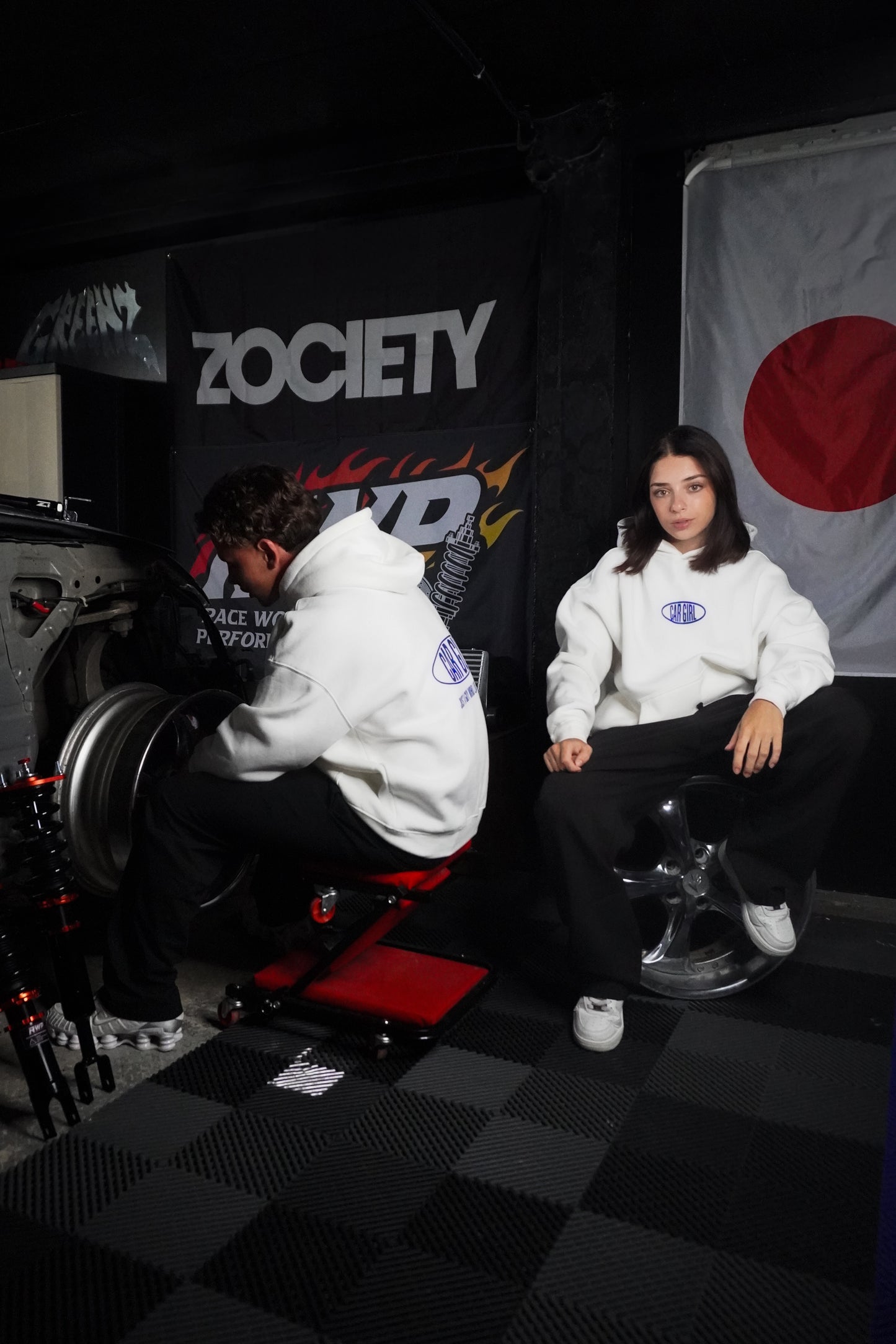HOODIE CAR GIRL