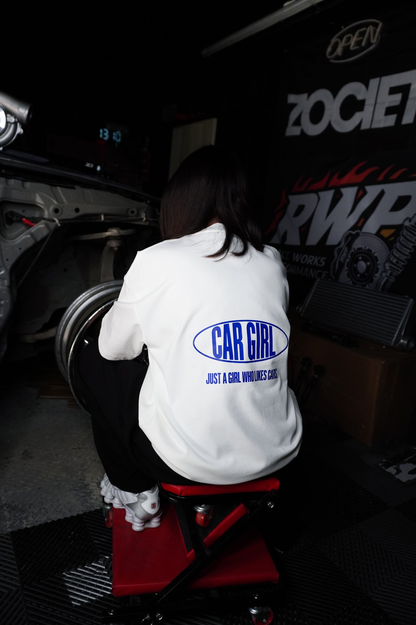 T-SHIRT CAR GIRL