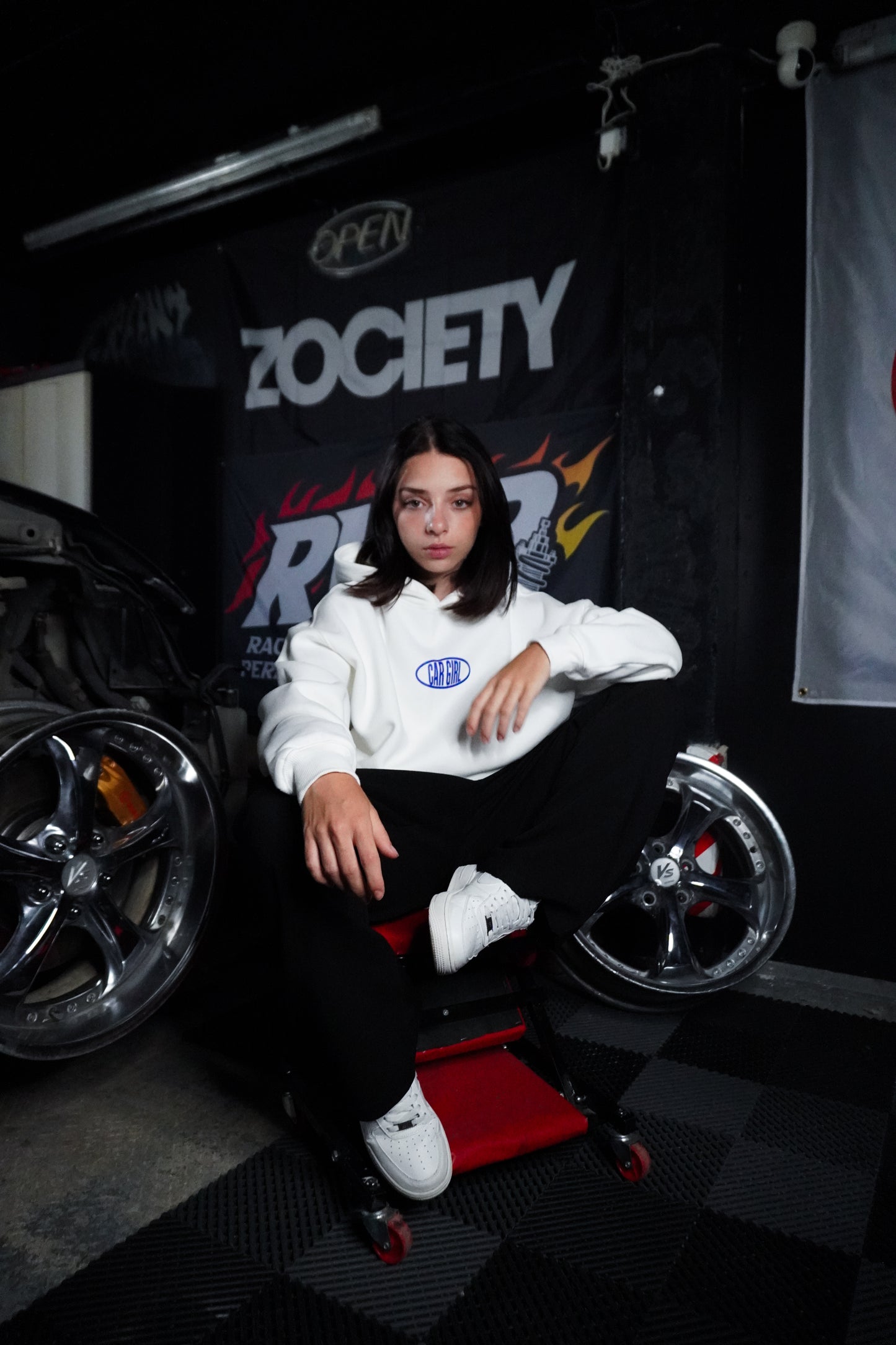 HOODIE CAR GIRL