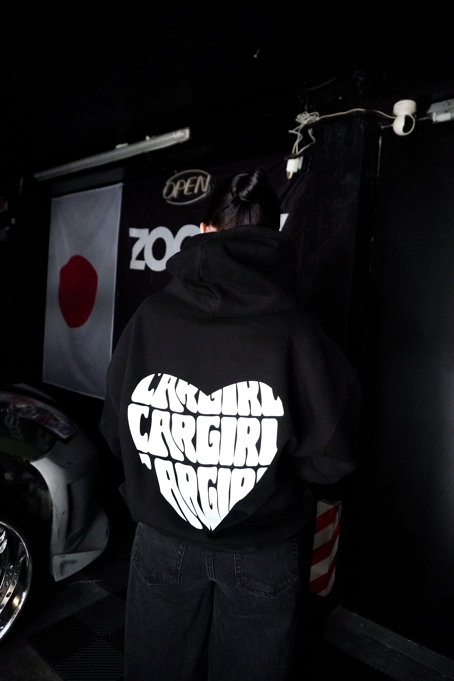 HOODIE HEART CAR GIRL