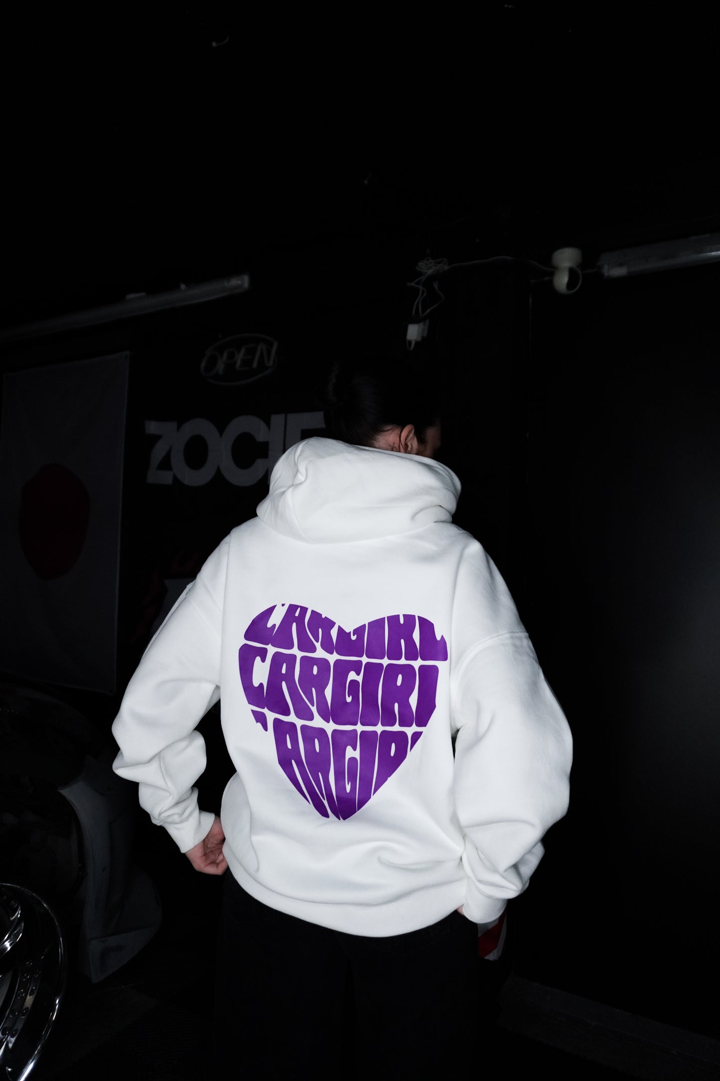 HOODIE HEART CAR GIRL